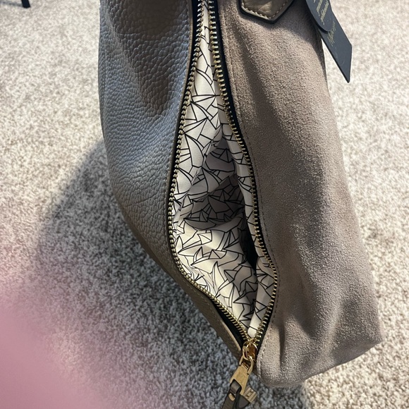 Moda Luxe Taupe Hobo Shoulder Bag Leather Suede Large Slouchy Boho Neutral Purse - Picture 6 of 16